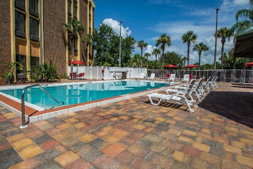 Comfort Inn & Suites Kissimmee By the Parks image 12